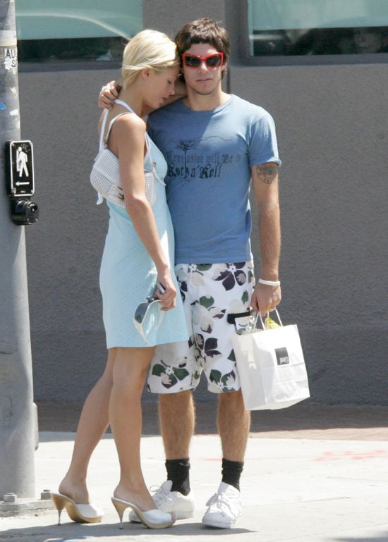 Najdroższe pierścionki zaręczynowe gwiazd (FOTO) Najdroższe pierścionki zaręczynowe gwiazd (FOTO)