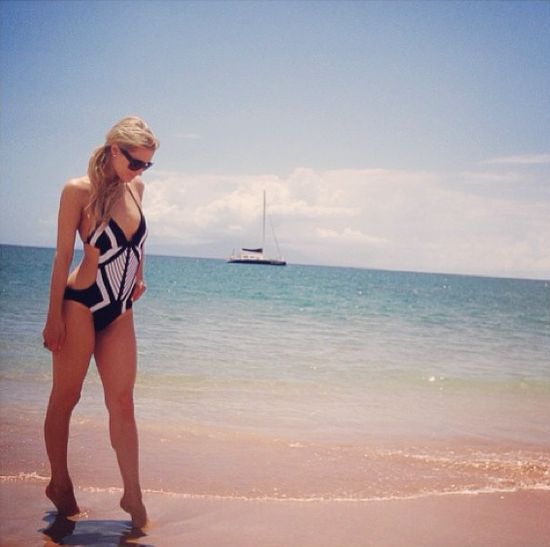 Paris Hilton i River Viiperi - miłość kwitnie (FOTO)