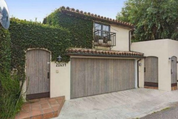 To tylko domek letniskowy znanej milionerki (FOTO) To tylko domek letniskowy znanej milionerki (FOTO)