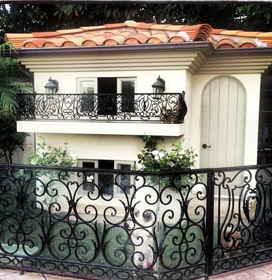 Paris Hilton od dzieci woli psy