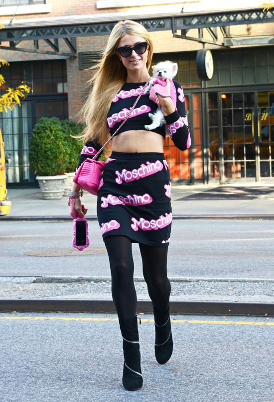 33 lata, fortuna na koncie i takie wdzianka (FOTO)