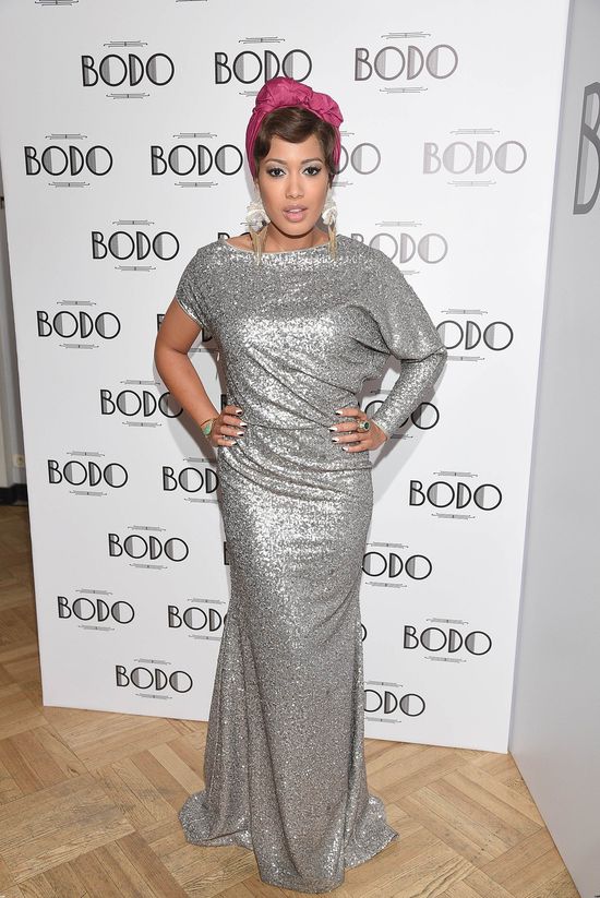 Patrycja Kazadi powinna zmienić stylistę? (FOTO) Patrycja Kazadi powinna zmienić stylistę? (FOTO)