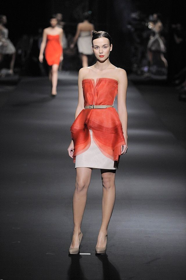 Miss Polonia 2013 - Paulina Krupińska jako modelka Zienia Miss Polonia 2013 - Paulina Krupińska jako modelka Zienia