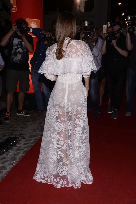 Zawsze była świetnie ubrana. Co to za sukienka?