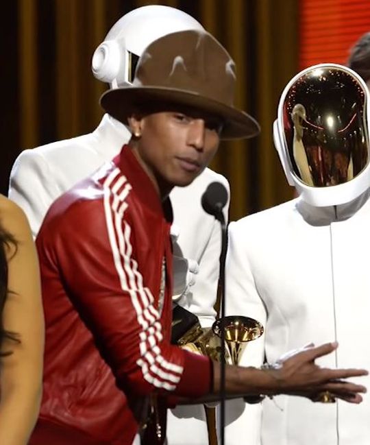 Kapelusz Pharrella Williamsa z Grammy stał się hitem (FOTO) Kapelusz Pharrella Williamsa z Grammy stał się hitem (FOTO)