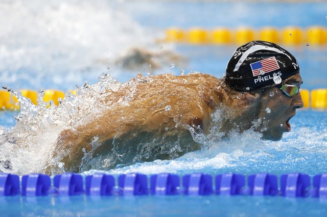 Co to za fioletowe plamy na ciele Michaela Phelpsa?