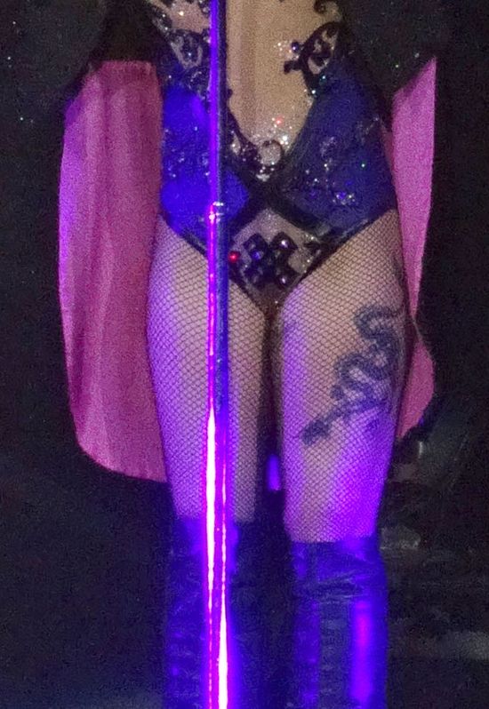 Pink podczas koncertów pokazuje nagie krocze? (FOTO)