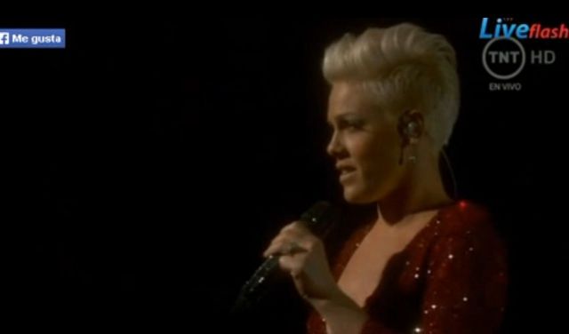 Pink powaliła na kolana swoim występem na Oscarach (VIDEO)