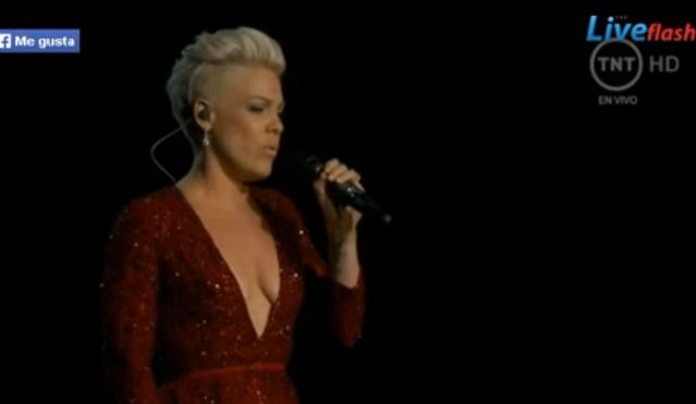Pink powaliła na kolana swoim występem na Oscarach (VIDEO)