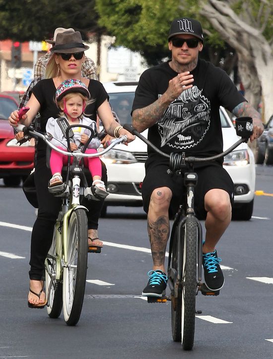 Pink przykładną mamą Pink przykładną mamą