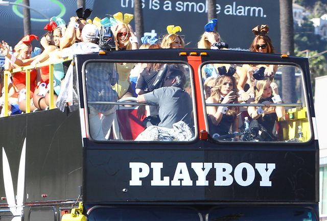 Autobus pełen króliczków Playboya (FOTO)