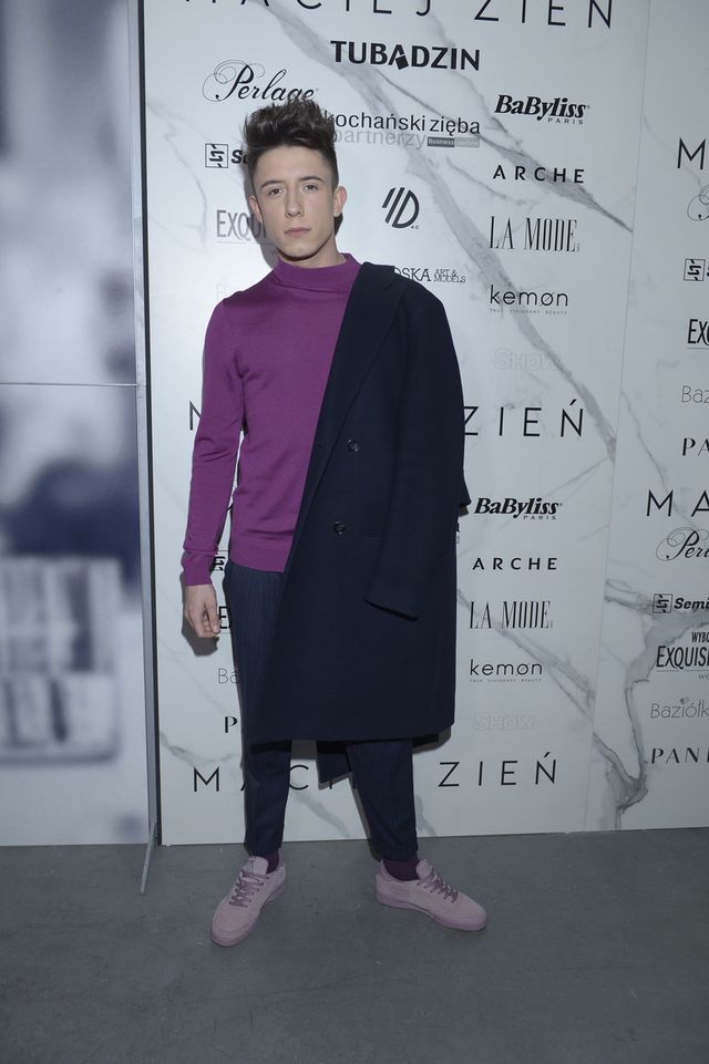 Biust Kubickiej i białe kozaczki Fijał na pokazie Macieja Zienia (ZDJĘCIA) Biust Kubickiej i białe kozaczki Fijał na pokazie Macieja Zienia (ZDJĘCIA)