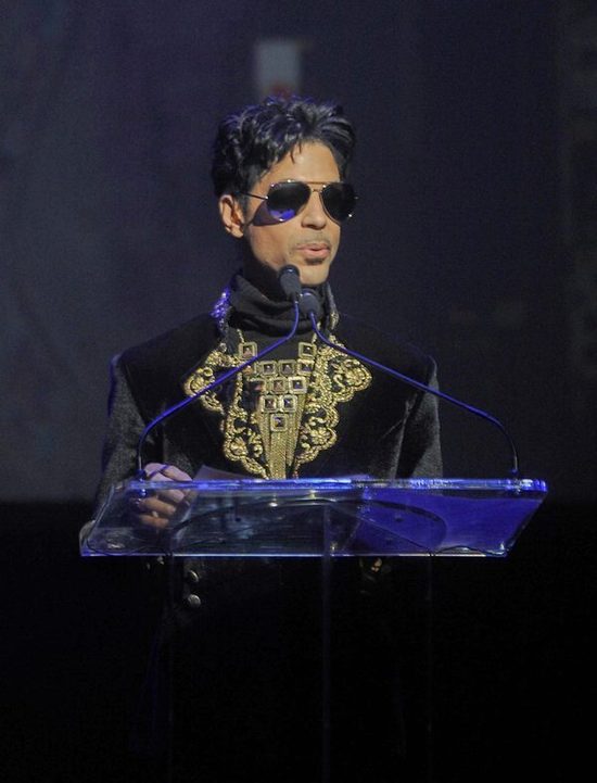 TMZ: Tydzień przed śmiercią Prince przedawkował narkotyki