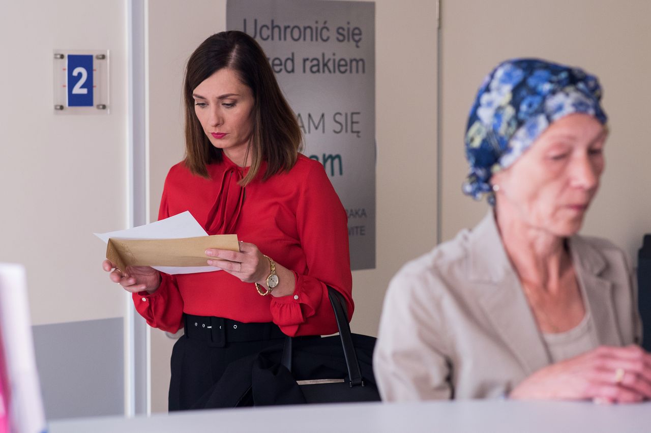 Przyjaciółki 12. sezon: Walka z rakiem, szantaż i toksyczne relacje (VIDEO) Przyjaciółki 12. sezon: Walka z rakiem, szantaż i toksyczne relacje (VIDEO)