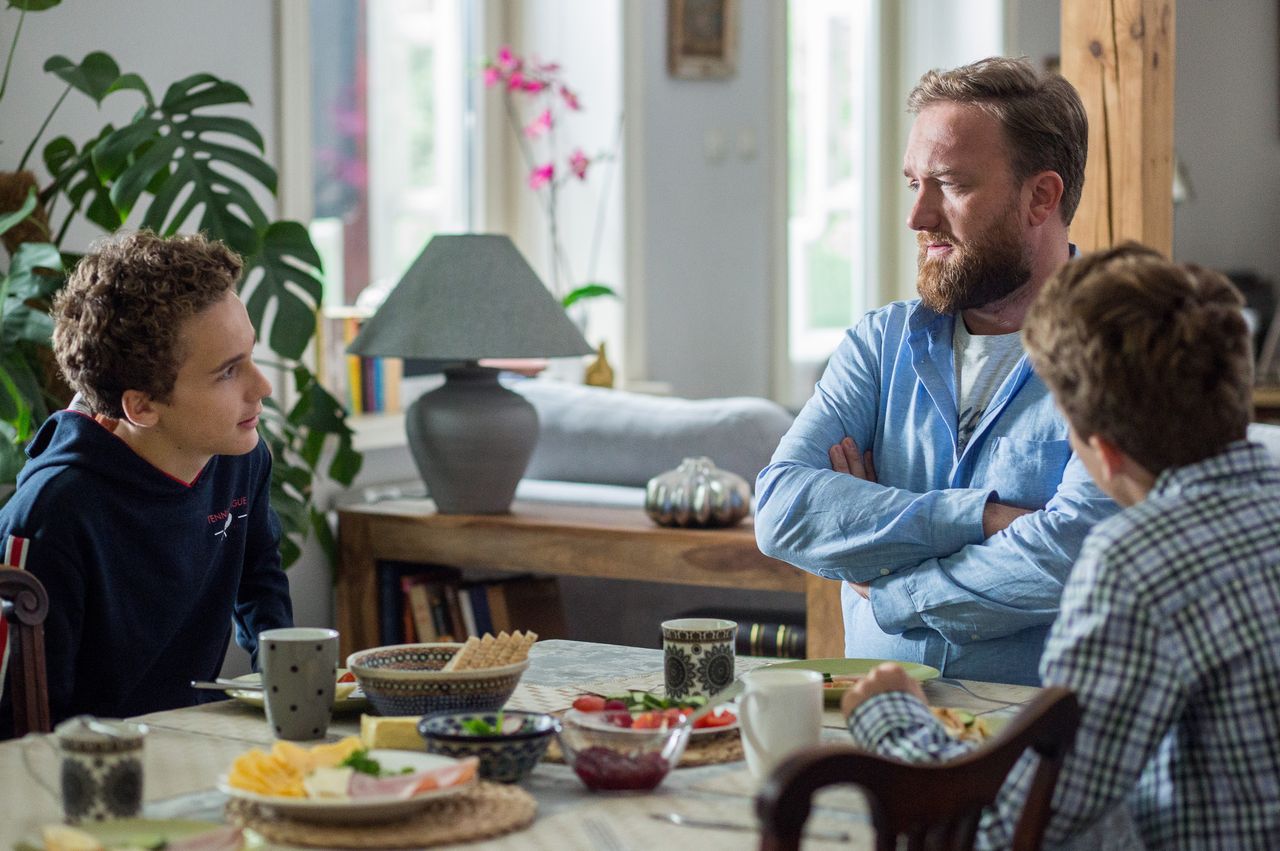 Przyjaciółki 12. sezon: Walka z rakiem, szantaż i toksyczne relacje (VIDEO) Przyjaciółki 12. sezon: Walka z rakiem, szantaż i toksyczne relacje (VIDEO)