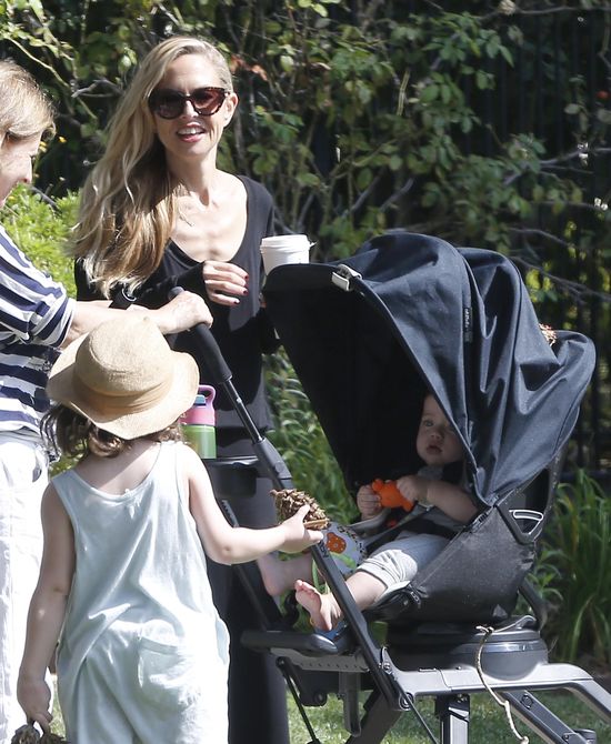 Rachel Zoe nie radzi sobie sama z dwójką dzieci? (FOTO)