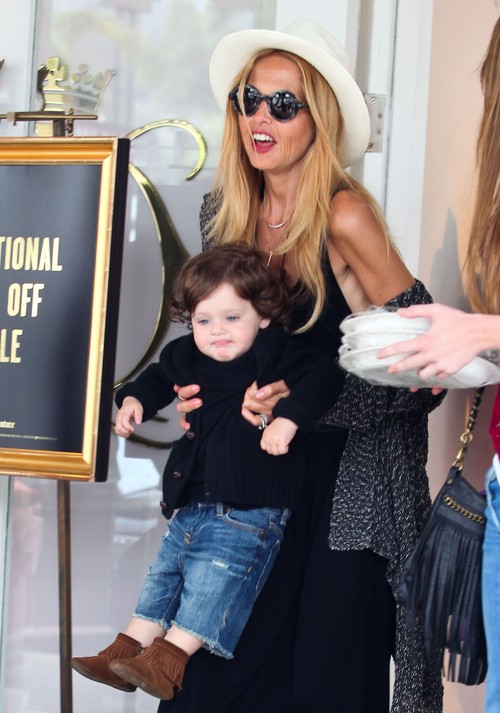 Rachel Zoe musi biegać za synkiem w szpilkach (FOTO)