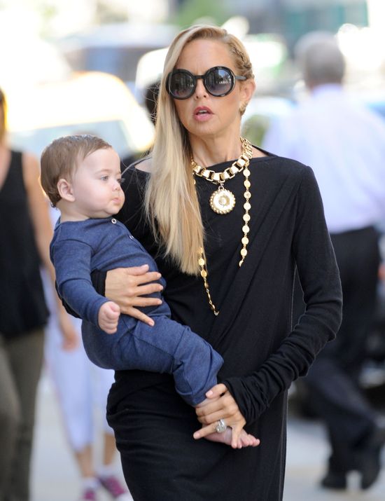 Nie uwierzycie, ile razy dziennie Rachel Zoe przebiera synka