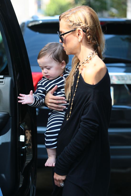 Nie uwierzycie, ile razy dziennie Rachel Zoe przebiera synka