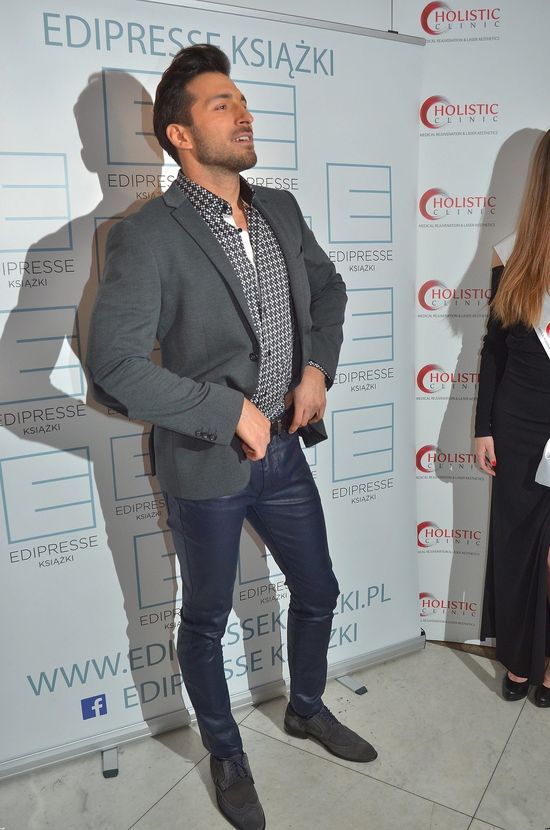 Czy Rafał Maślak korzysta z usług medycyny estetycznej?