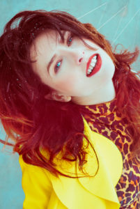 Ramona Rey przegania zimę (FOTO)