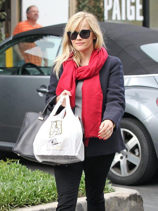 Samochód Reese Witherspoon jak Renifer Rudolf (FOTO)