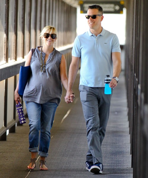 Reese Witherspoon urodzi chłopca