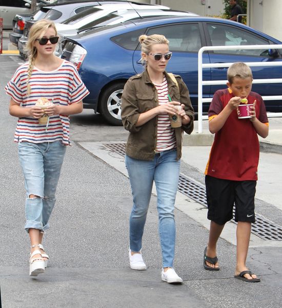 Córka Reese Witherspoon wyrasta na piękną kobietę (FOTO)