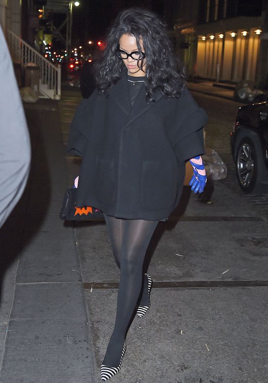 Rihanna w kolejnej (nie)udanej stylizacji (FOTO)