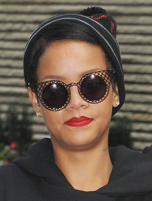 Rihanna ma powody do zadowolenia (FOTO)