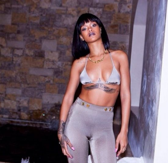 Rihanna pozdrawia z Aspen (FOTO)