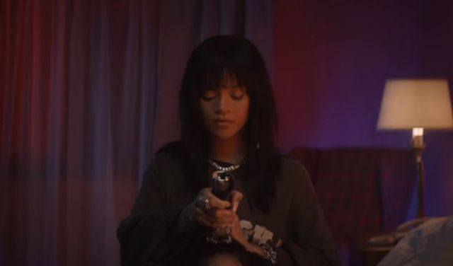 Nowa piosenka Rihanny jest tym, co musisz posłuchać w tej chwili