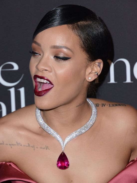 Rihanna i Leonardo DiCaprio przyłapani w hotelu! (VIDEO) Rihanna i Leonardo DiCaprio przyłapani w hotelu! (VIDEO)