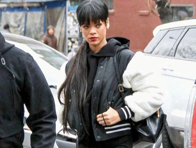 Rihanna ma nową perukę (FOTO)