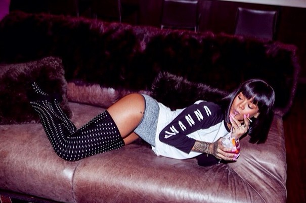 Rihanna pozdrawia z Aspen (FOTO)