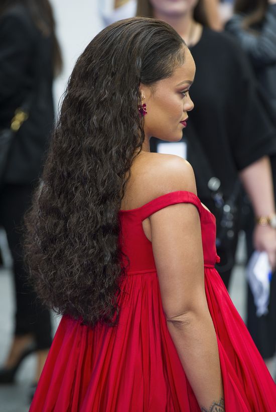 Kolor AQUA, który ma na głowie Rihanna, robi furorę!