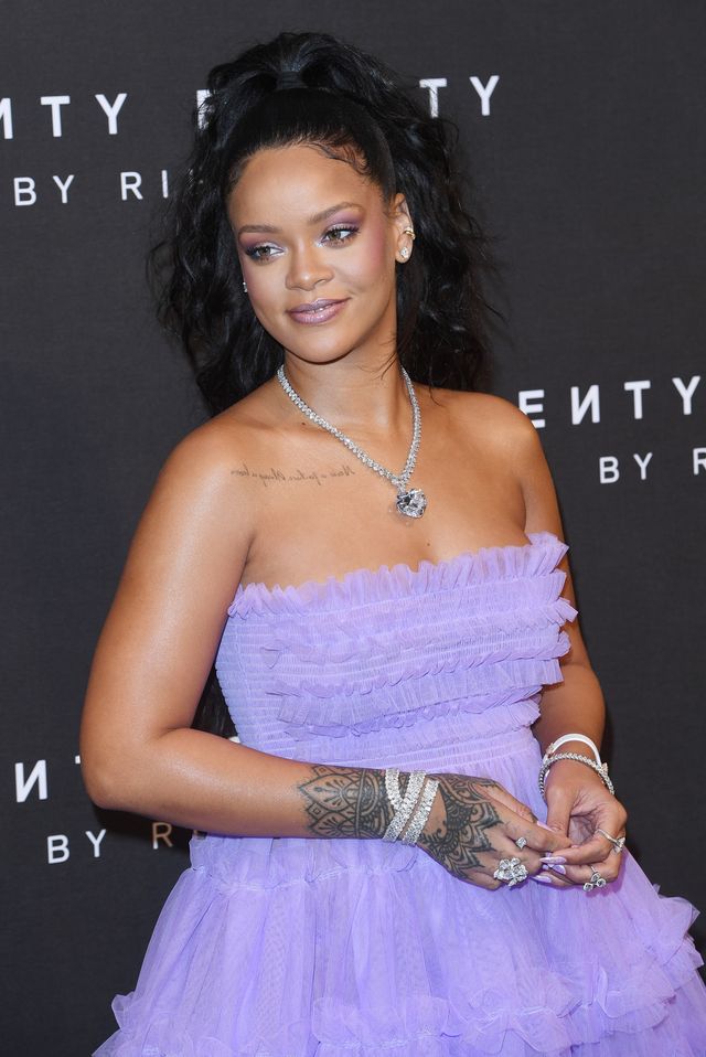 Dlaczego Rihanna nie chciała, by ktokolwiek spojrzał jej na dłonie?