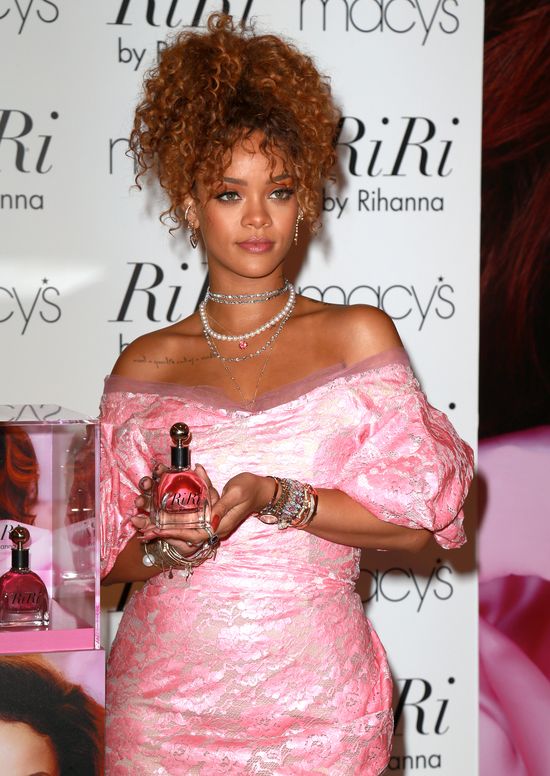 Rihanna uważa, że zdrada Jaya Z to ŚCIEMA?