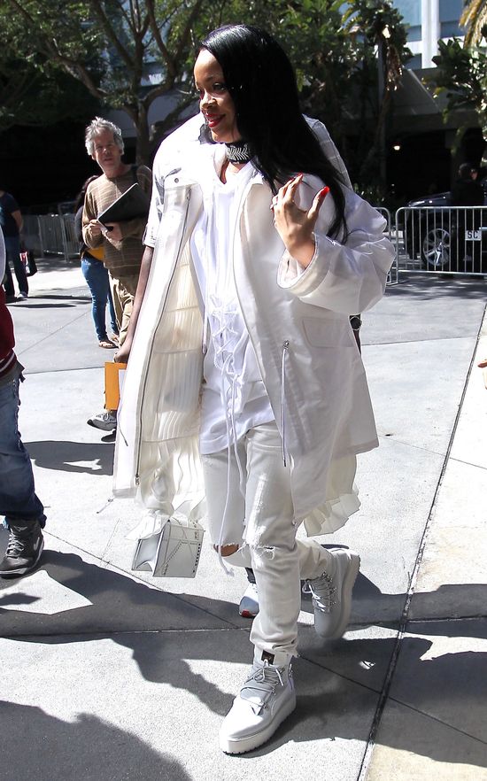 Rihanna wróciła do formy? (FOTO) Rihanna wróciła do formy? (FOTO)