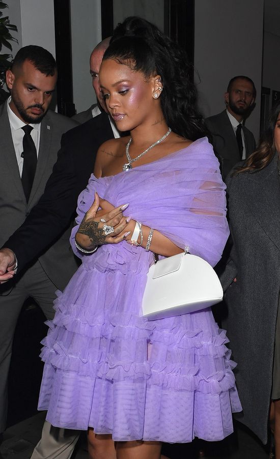 Koleżanka Rihanny wydała Rihannę! Te dodatkowe kilogramy, to...