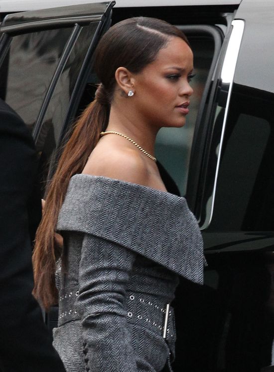 RiRi i Drake spotkali się na imprezie. Rihanna zachowała się niekulturalnie