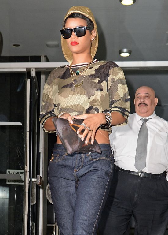 Rihanna zostanie drugą Victorią Beckham? (FOTO) Rihanna zostanie drugą Victorią Beckham? (FOTO)