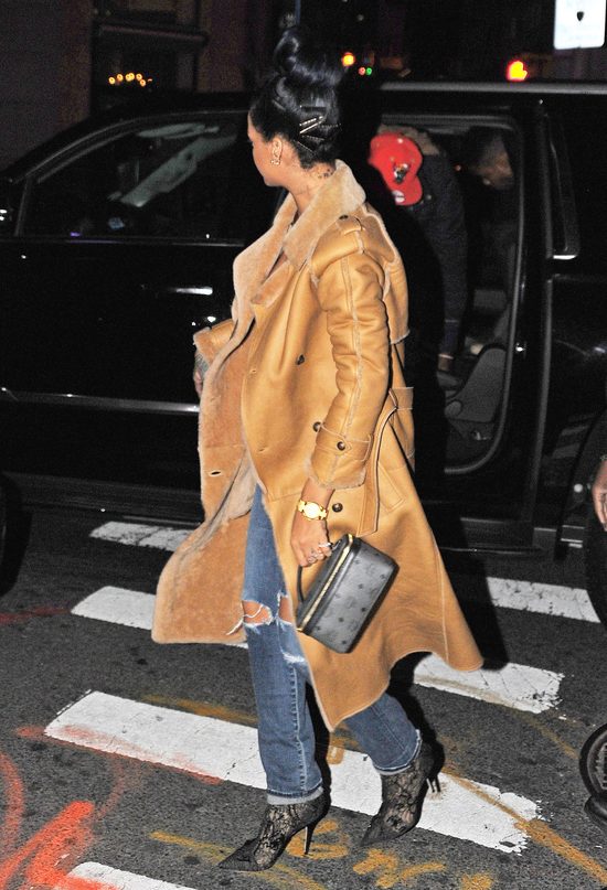 Rihanna z nowym chłopakiem wybrali się na galę boksu (FOTO)