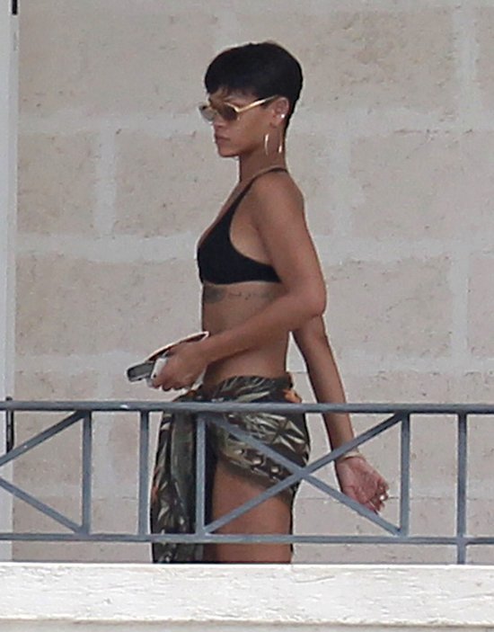 Riahnna w bikini na Barbadosie (FOTO)