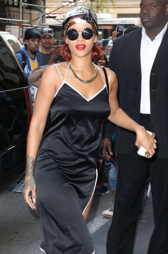 Kiedy Rihanna nie stała w blasku fleszy na gali MET... FOTO