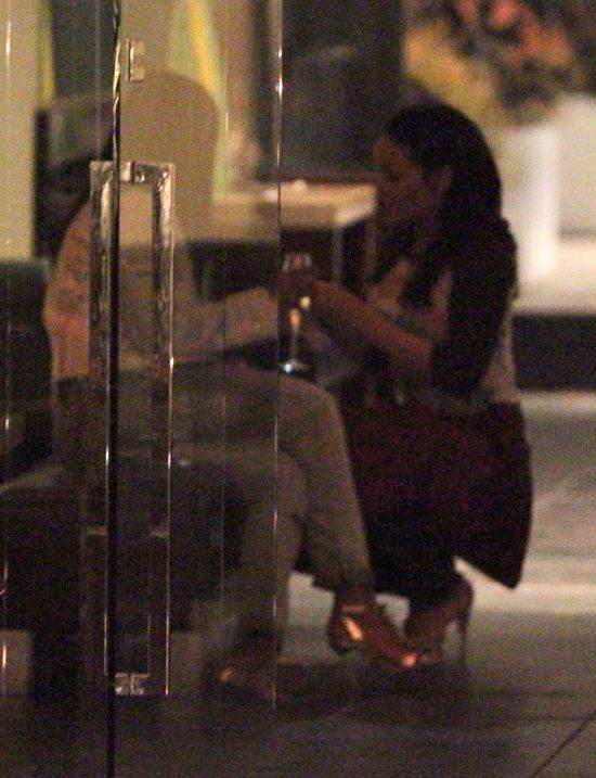 Z kim tak naprawdę Rihanna spędza wieczory? (FOTO)