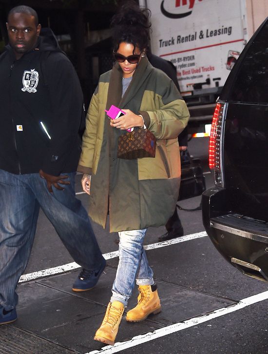 Ten gustowny kuferek to teraz jej ulubiony dodatek (FOTO) Ten gustowny kuferek to teraz jej ulubiony dodatek (FOTO)