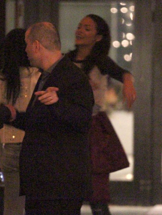 Z kim tak naprawdę Rihanna spędza wieczory? (FOTO)