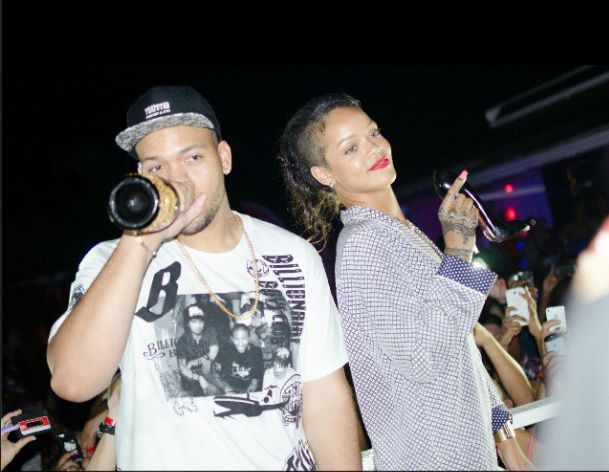 Tak wyglądała Rihanna zanim stała się sławna (FOTO) Tak wyglądała Rihanna zanim stała się sławna (FOTO)