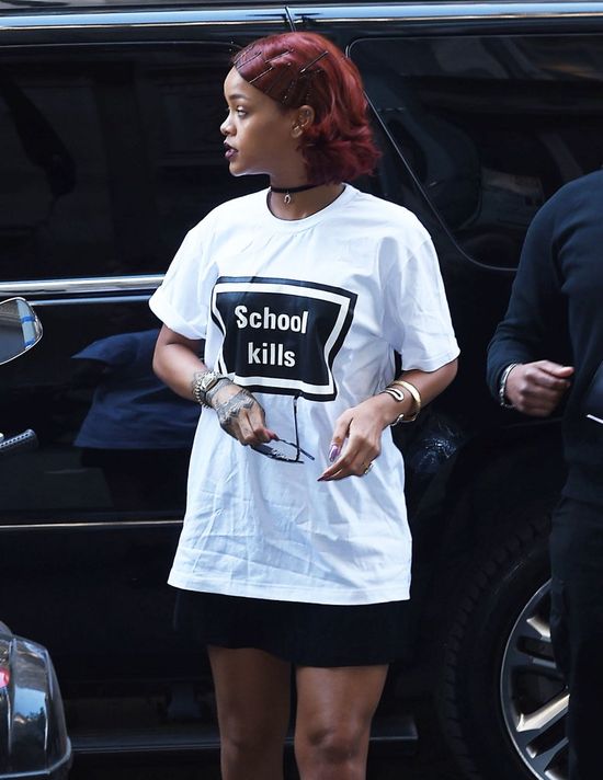 Fani do Rihanny: Masz grube nogi! (FOTO)